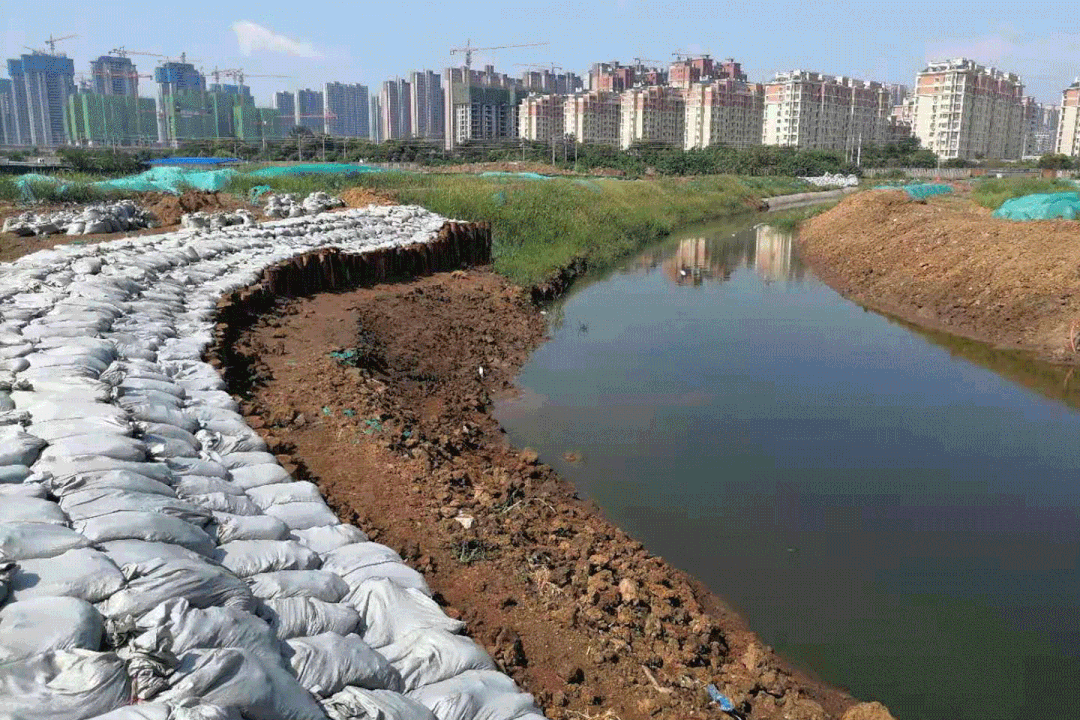 CREC Fights for Flood Control and Disaster Relief in Henan 5